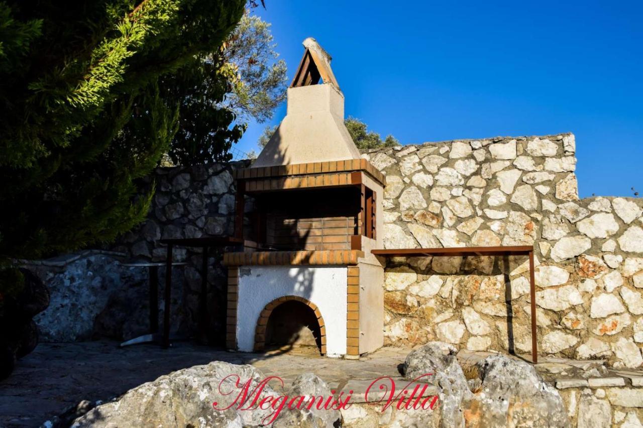 Villa Meganissi Dimitris Κατομέρι Εξωτερικό φωτογραφία